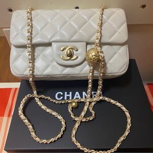 CHANEL Cream Quilted Lambskin Mini Flap Bag with Gold Chain